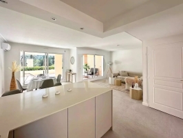 Foto Appartement On the grounds of the Mougins Royal Golf Club